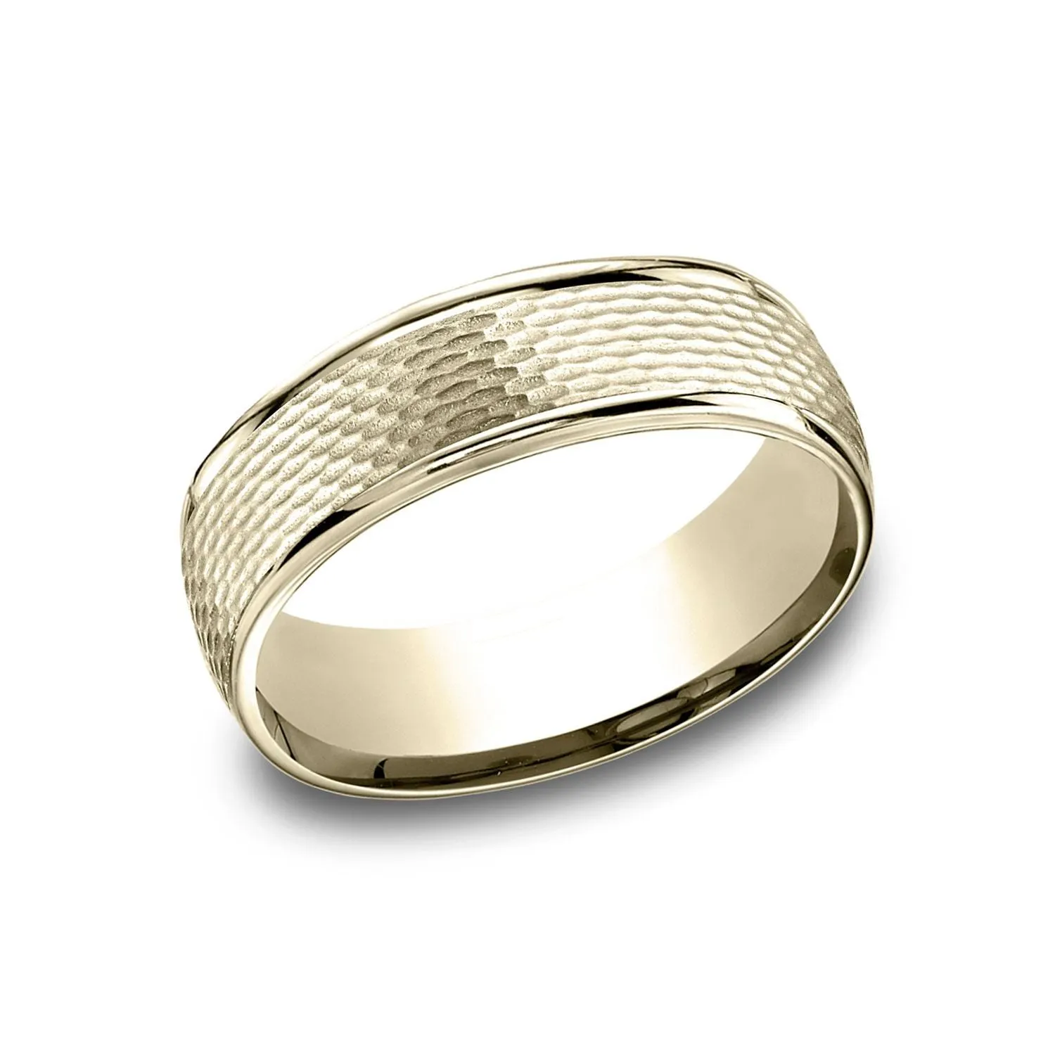 14 Karat Yellow Gold 7.5mm Comfort-fit Round Edge Mesh Center Design Band