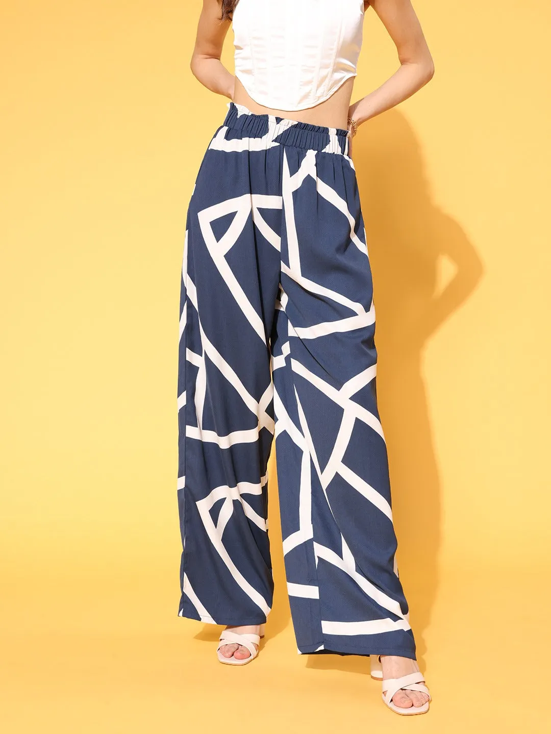 Berrylush Women Navy Blue & White Geometric Printed High-Rise Elastic Waist Pleated Trousers