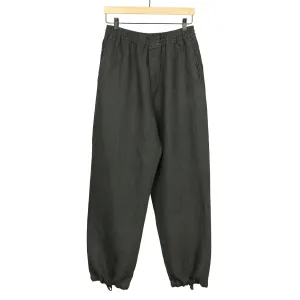 Indoor Outdoor drawstring easy pants in charcoal linen basketweave