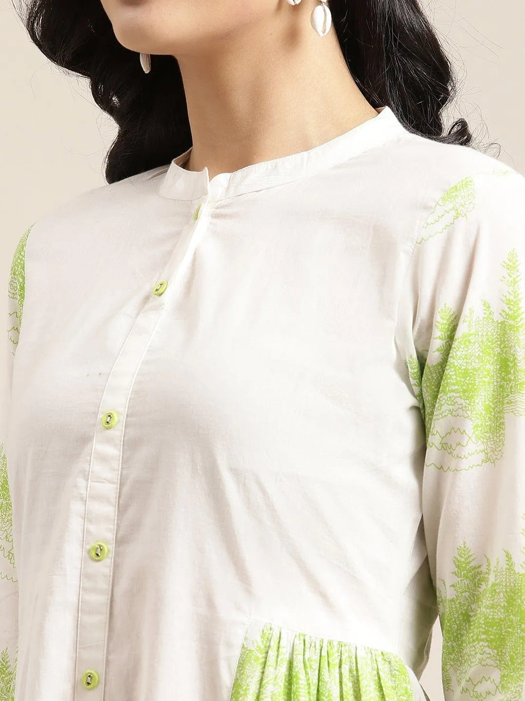 KSUT Off White Colourblocked Pleated Pure Cotton Kurta with Trousers & With Dupatta