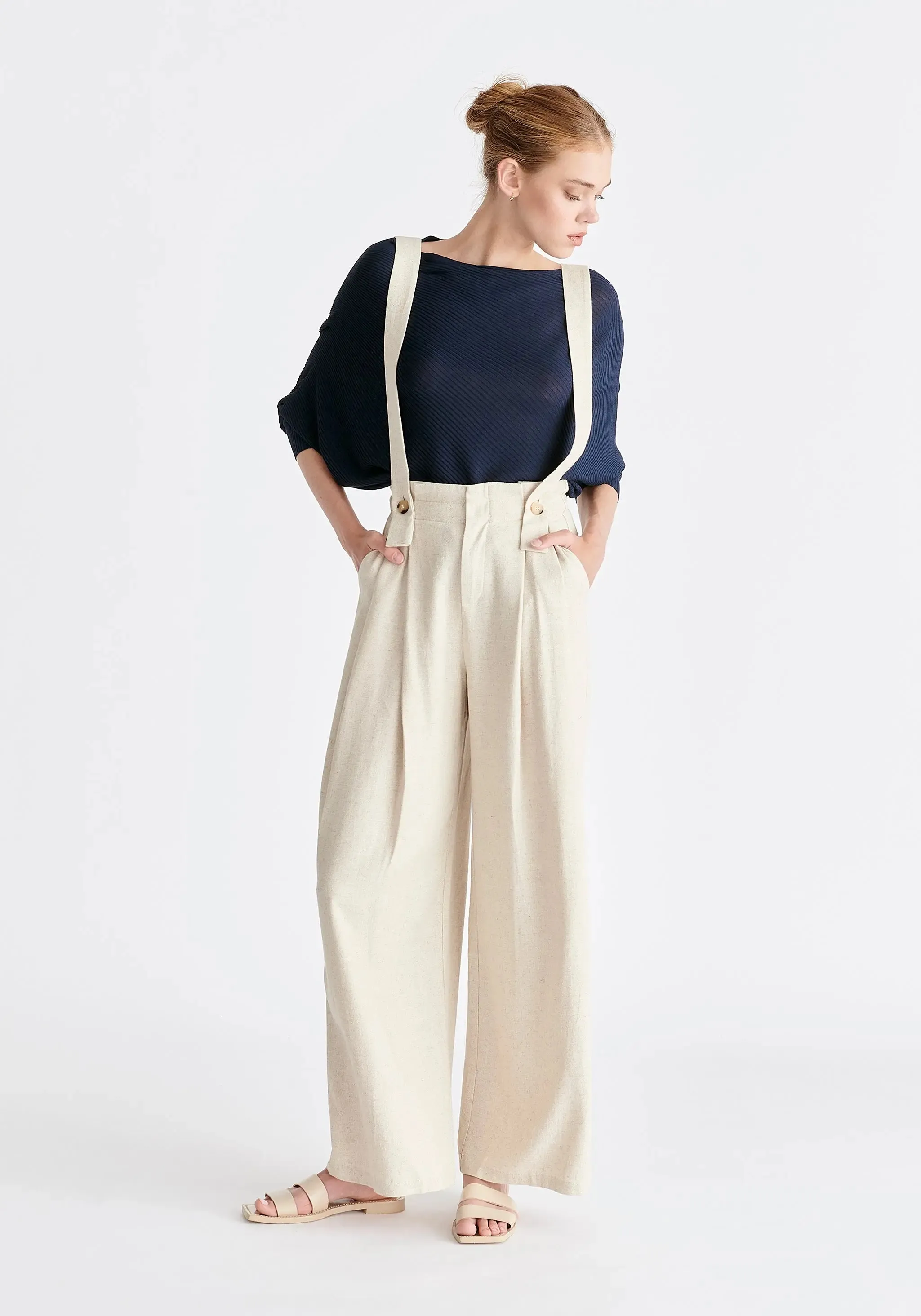 Oatmeal Linen Blend Detachable Suspender Trousers