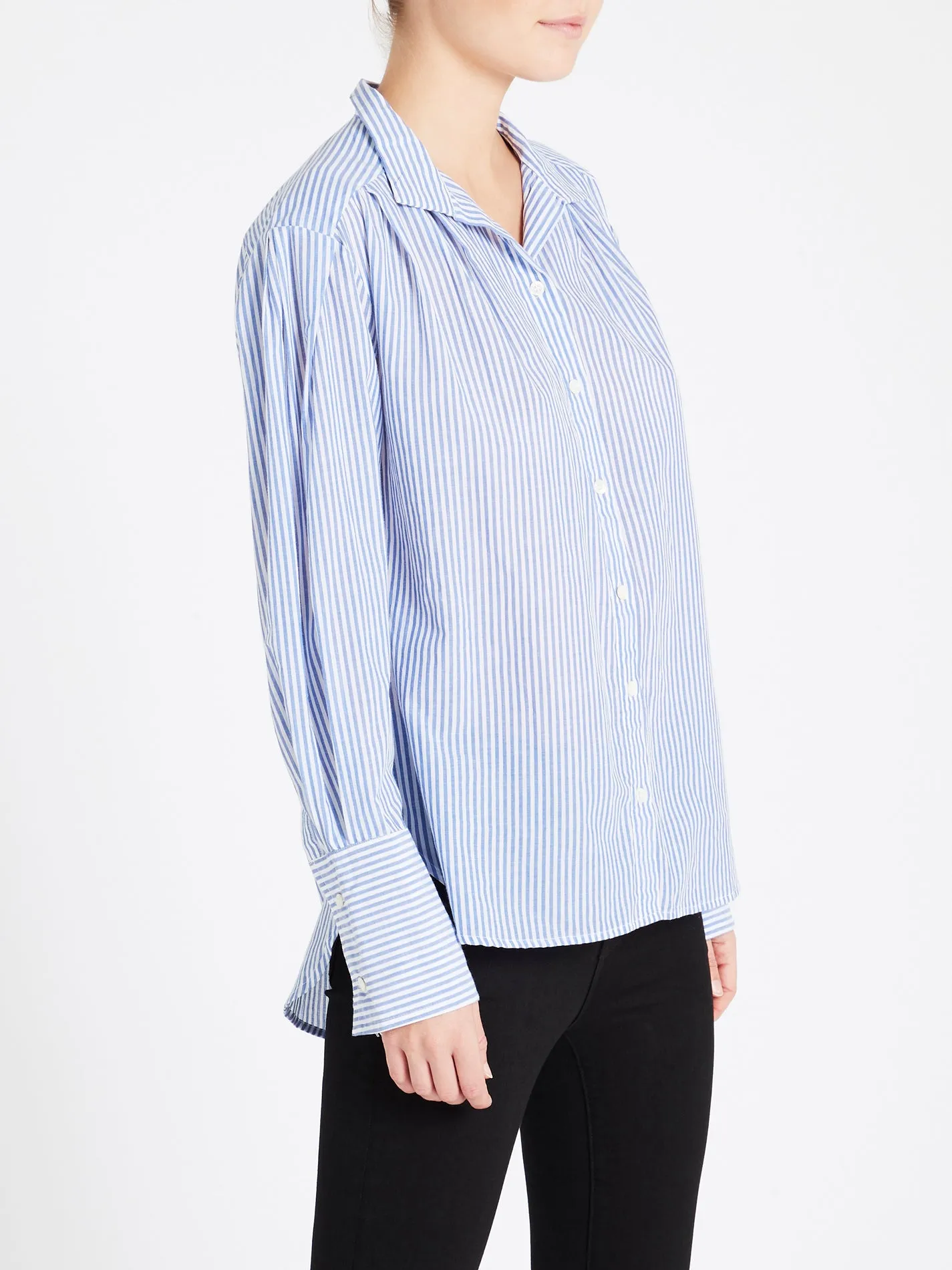 Pleated Clean Collar Shirt