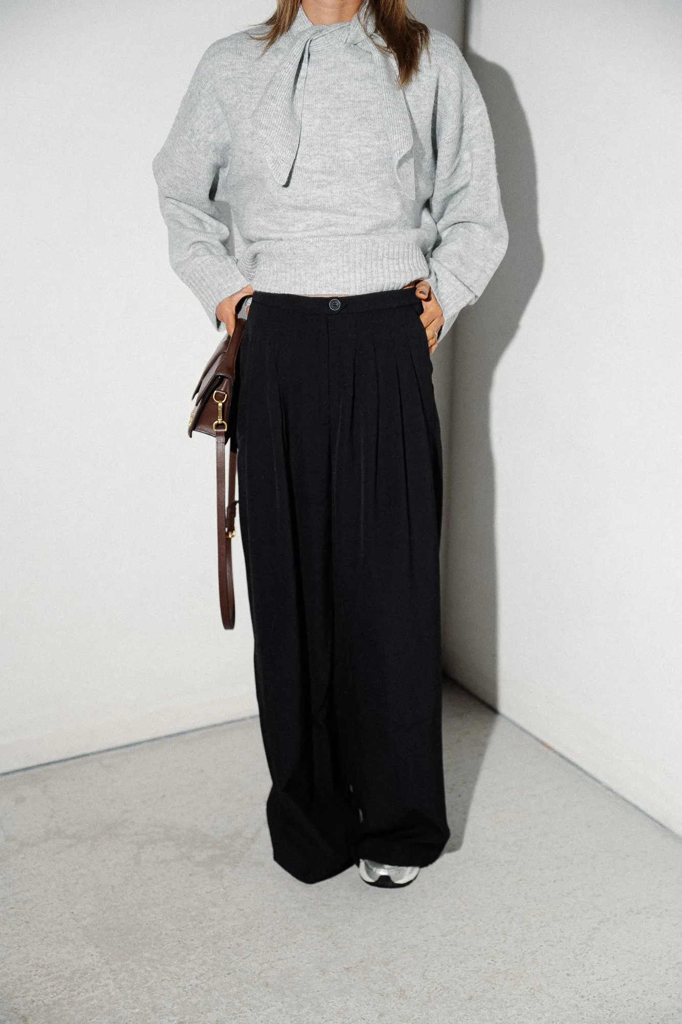 Sandy trousers black