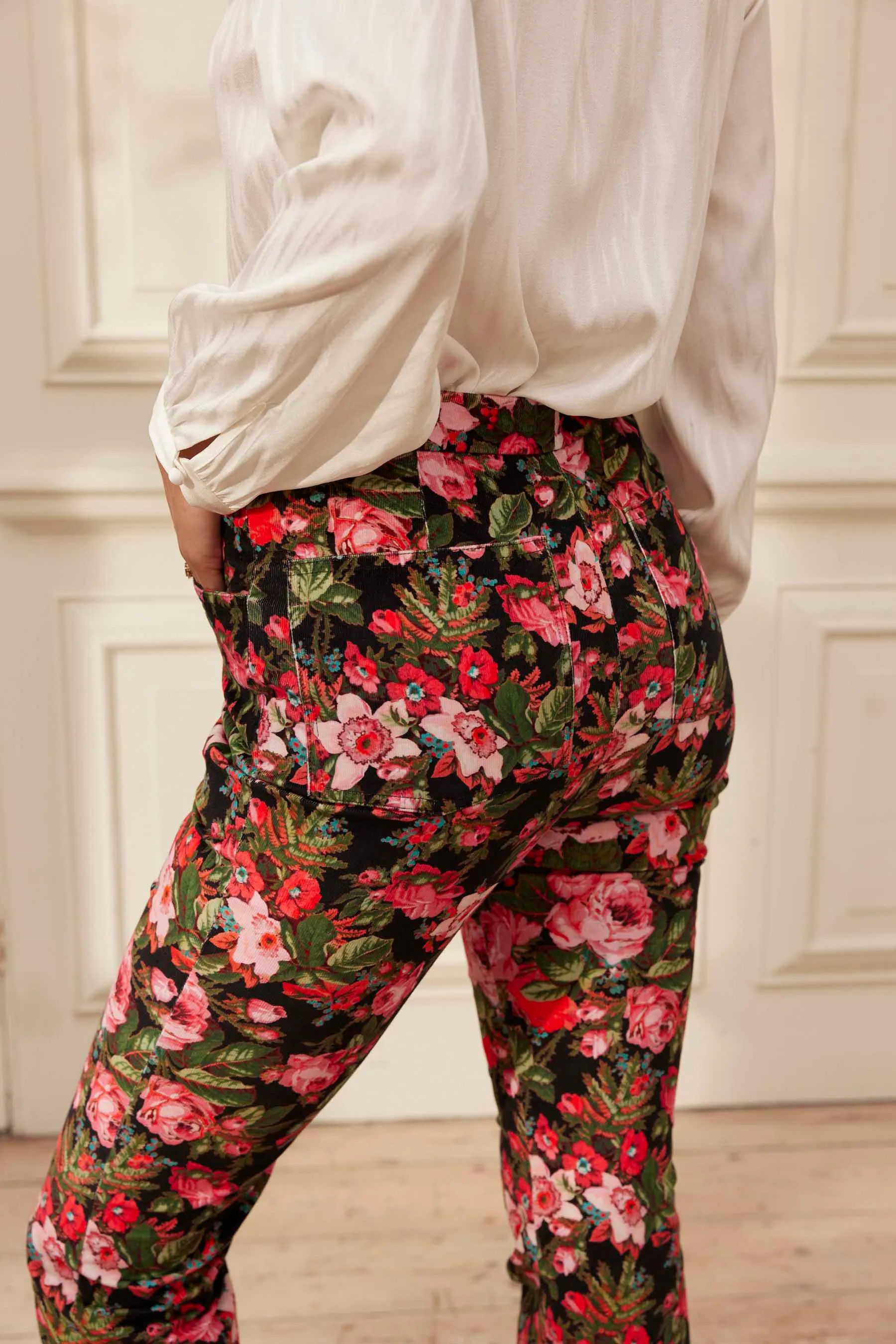 Slim-leg flared trousers