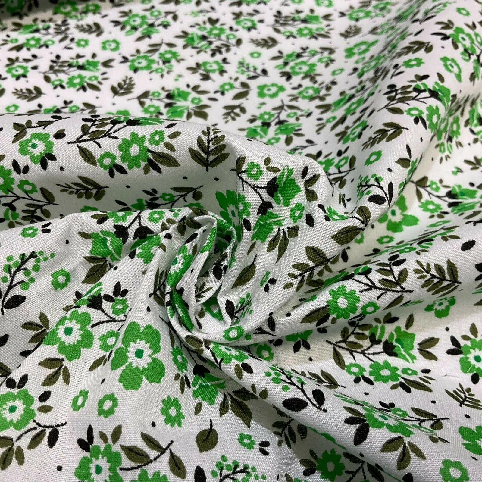 Small Floral Poly cotton printed lightweight fabric M1616