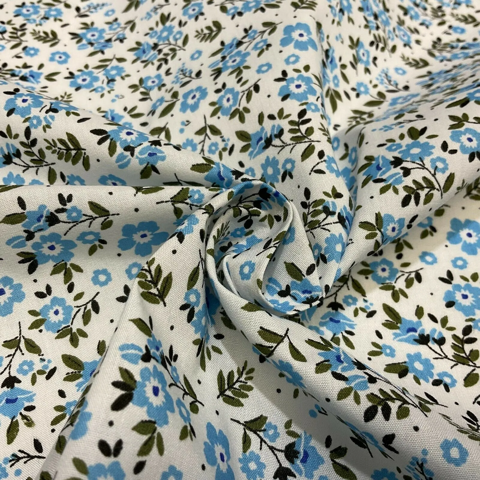 Small Floral Poly cotton printed lightweight fabric M1616