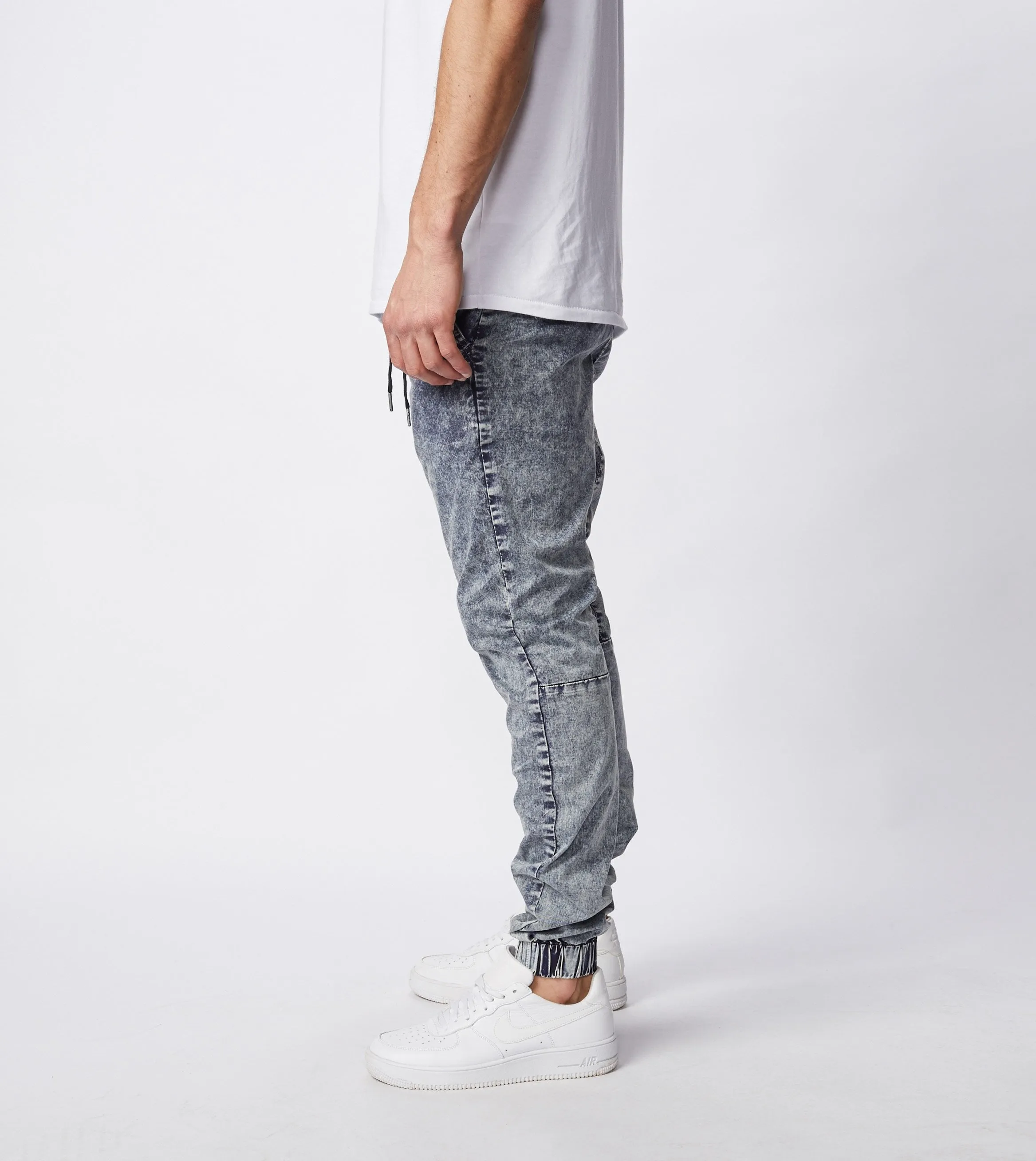 Sureshot Lightweight Jogger Blonde Acid