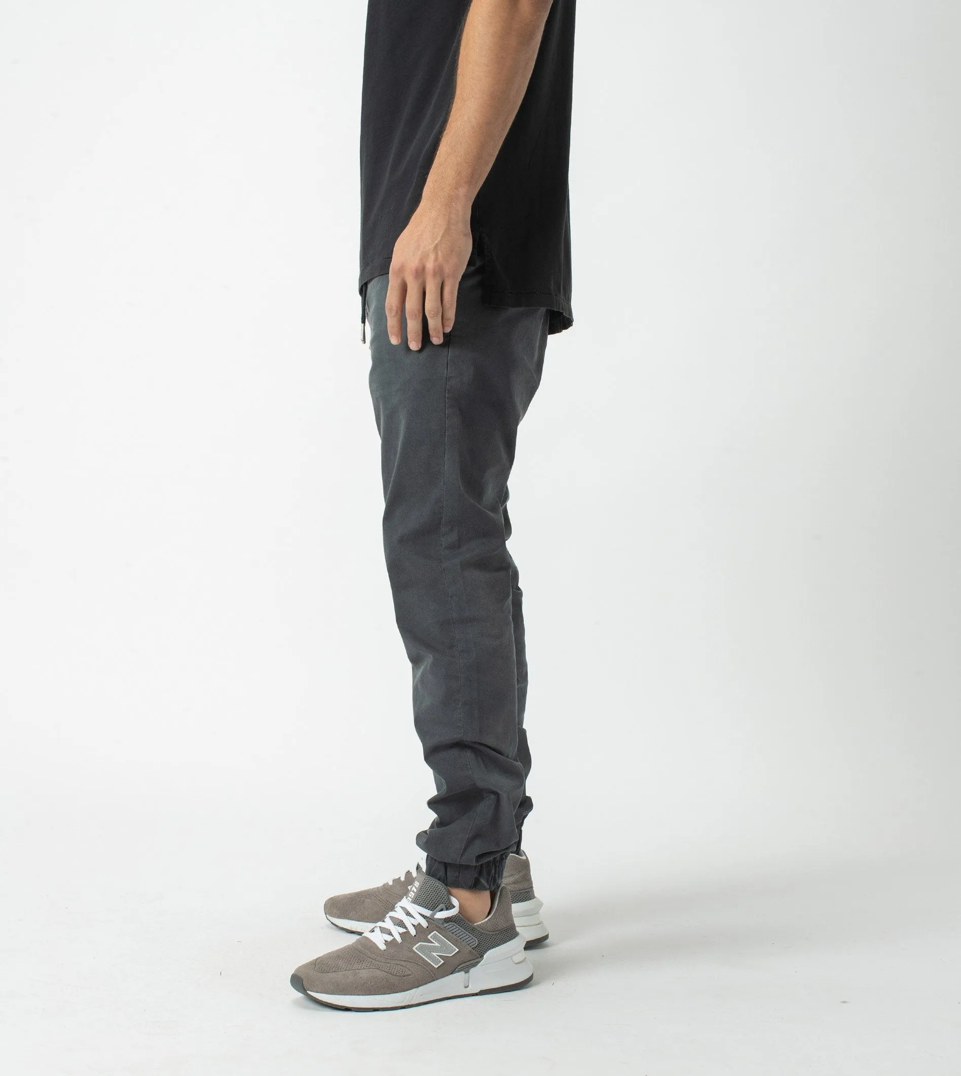 Sureshot Lightweight Jogger GD Black