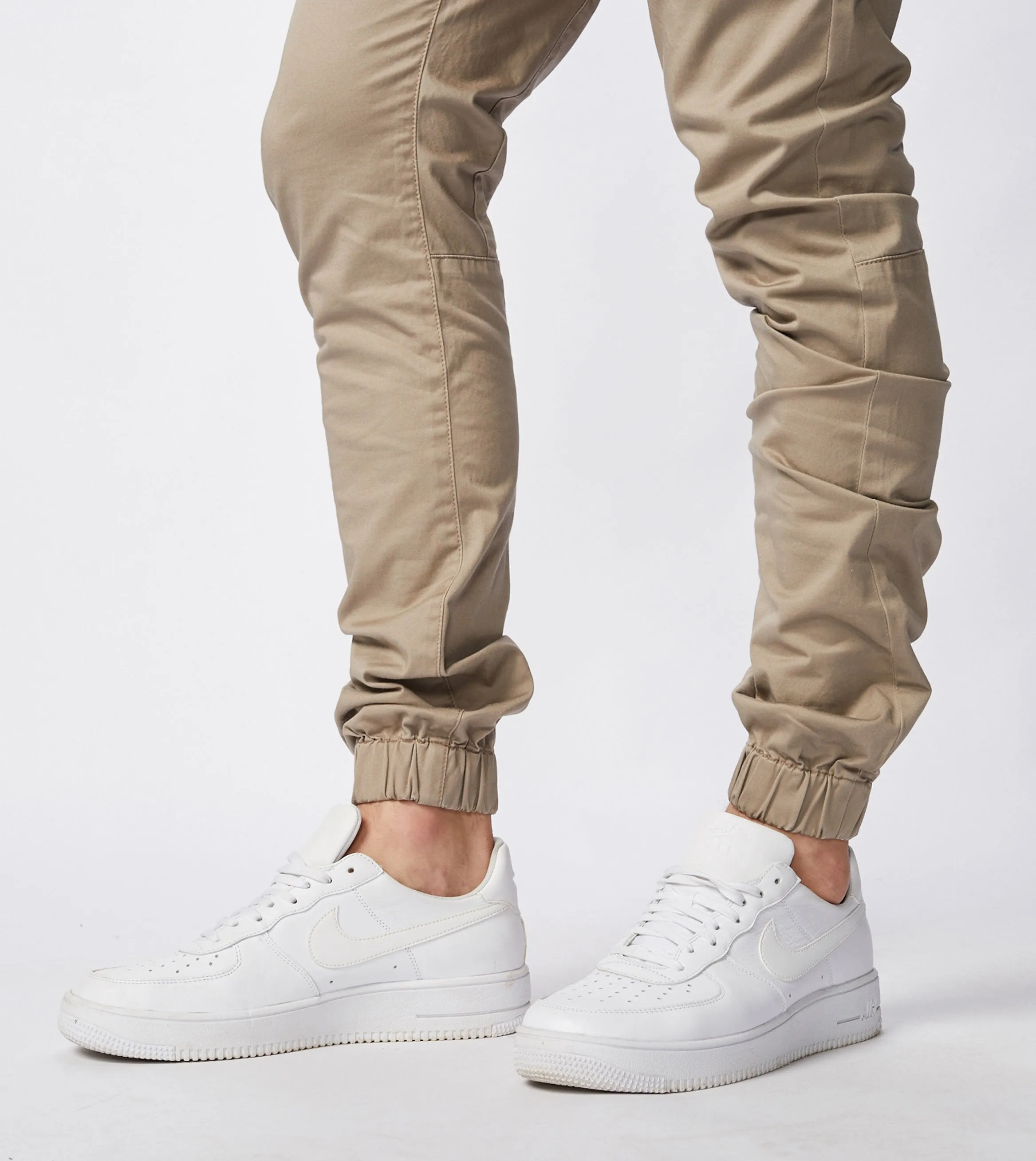 Sureshot Lightweight Jogger Sand