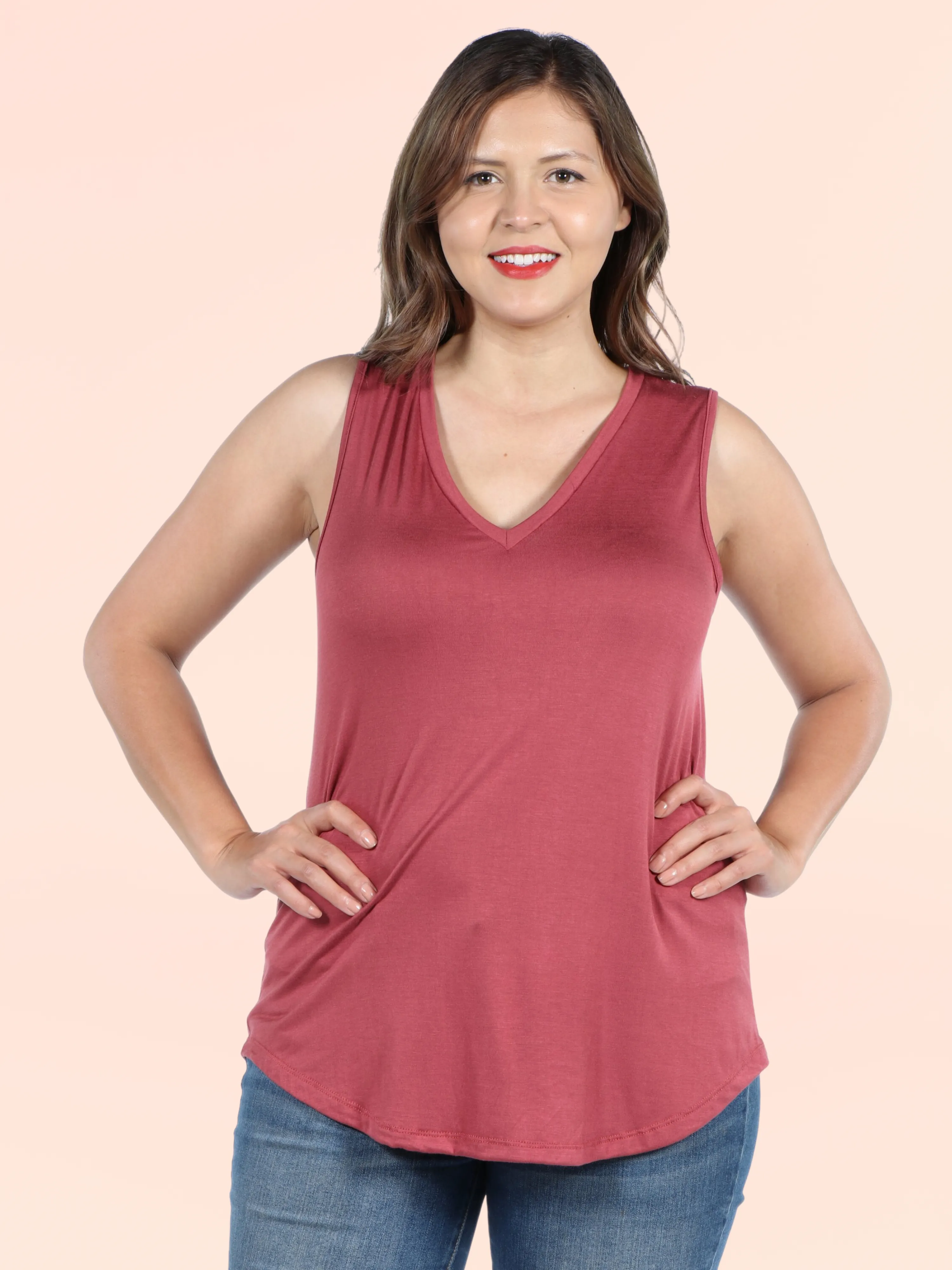 V Neck Sleeveless Rounded Hemline Plus Size Top