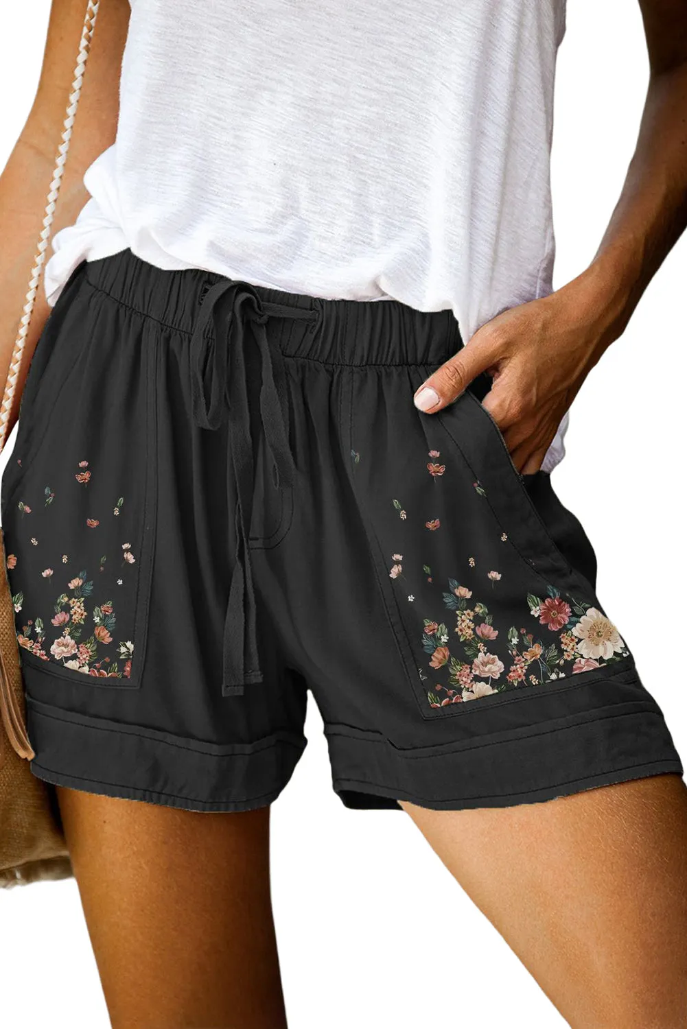 Women Comfy Drawstring Lightweight Short Pants with Pockets