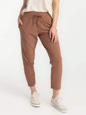 Women's Breeze Cropped Pant - Baltic Amber